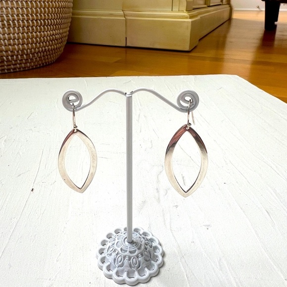 Sterling Silver Teardrop Dangle Earring - Picture 5 of 6